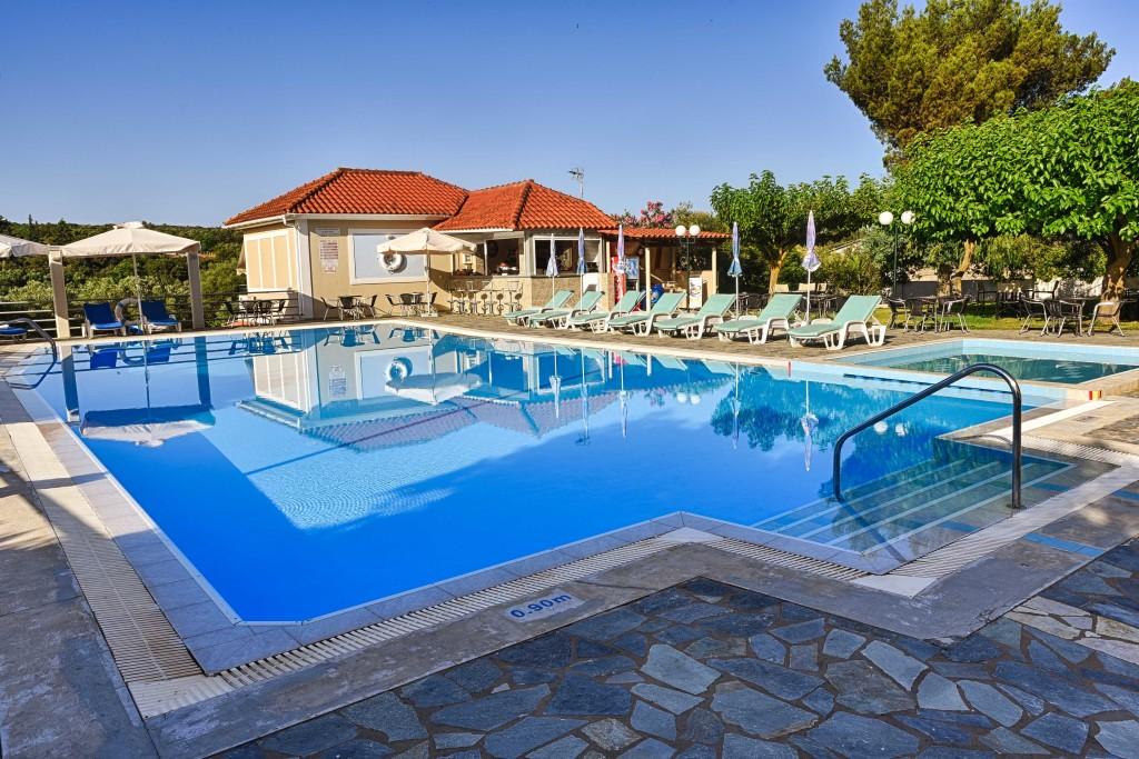 Ionis Hotel Troianata Екстериор снимка